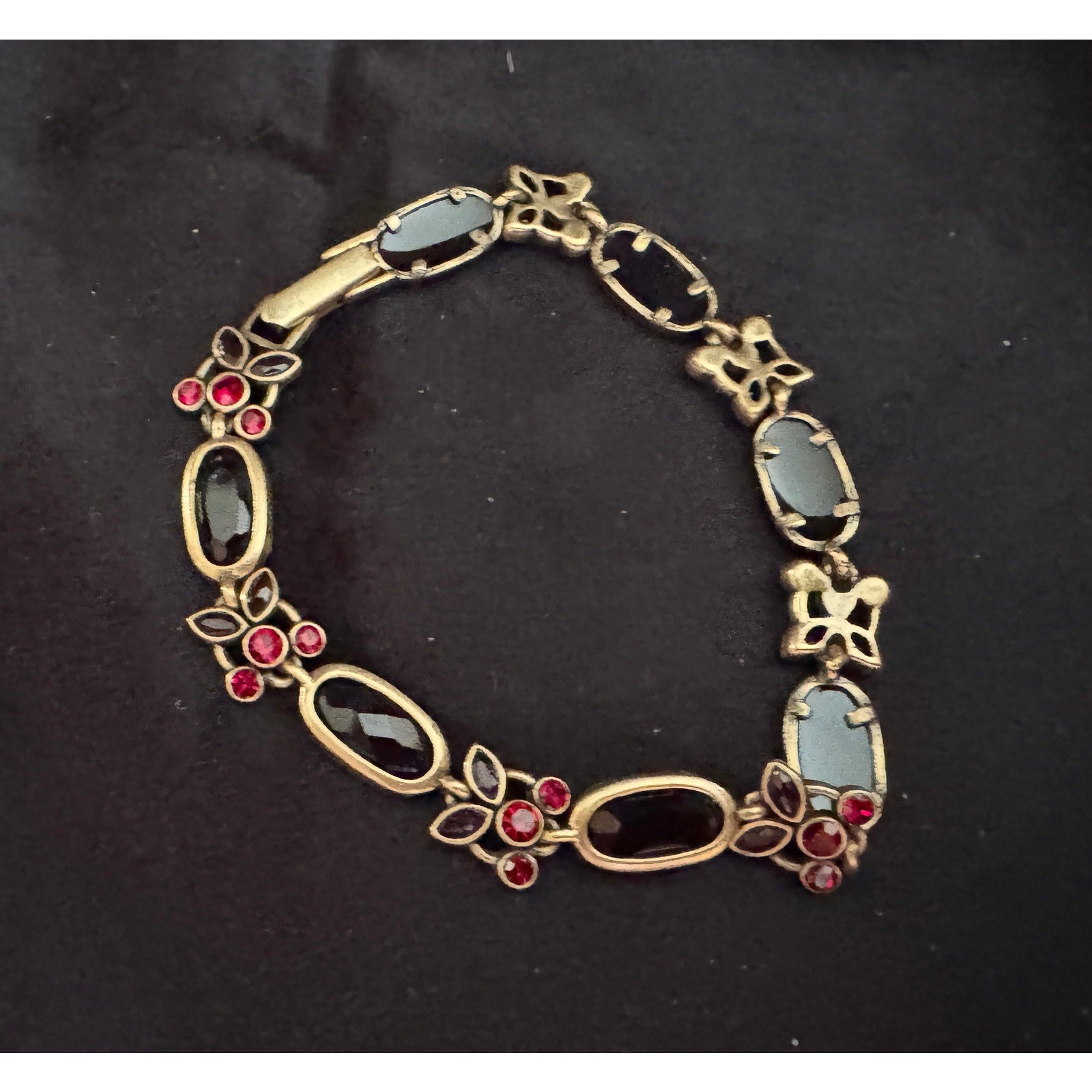 Vintage Gold Tone Bracelet Red Rhinestone  7.5” Clasp B063