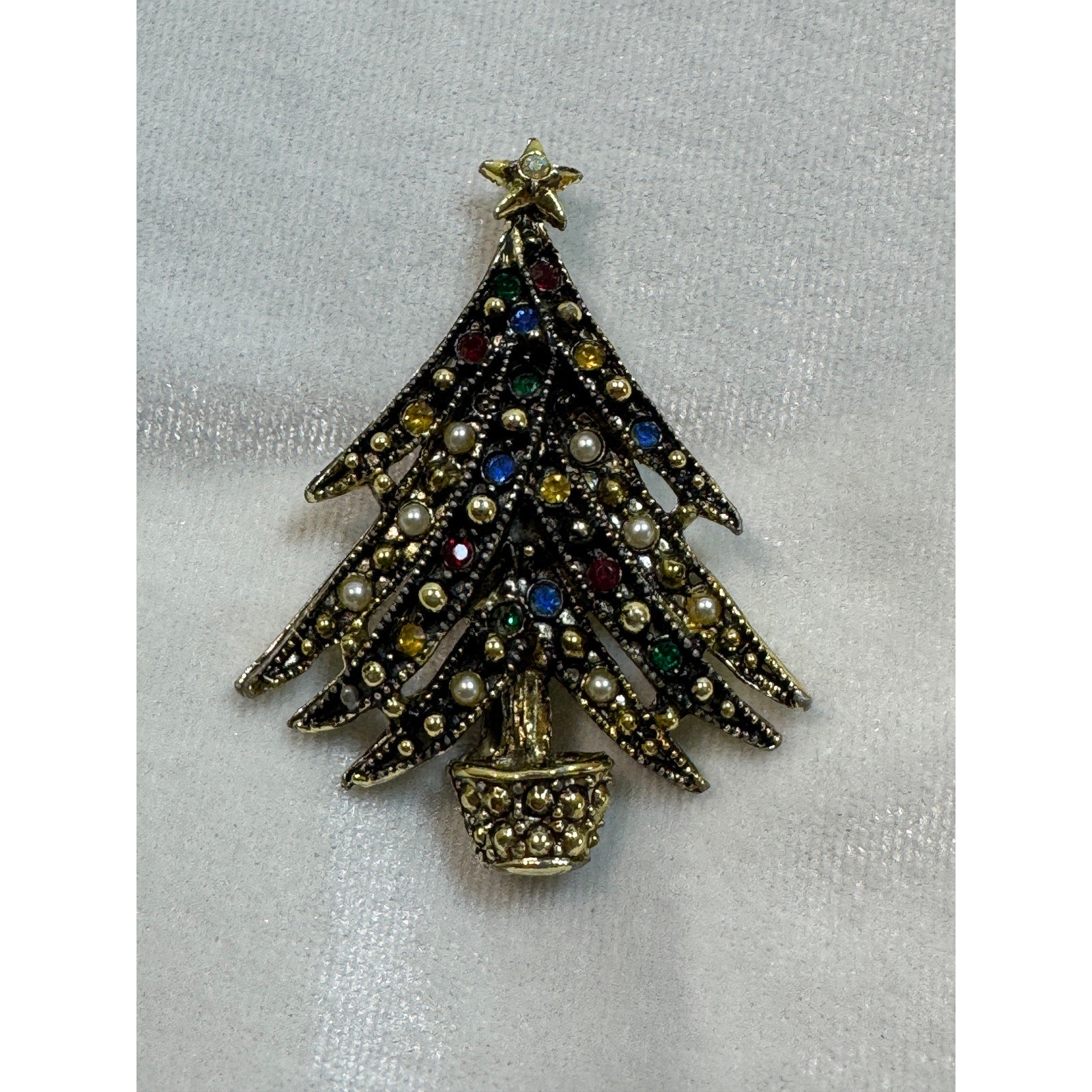 Vintage Christmas Tree Brooch Pin Rhinestones Pearls Holiday Jewelry 2.5" CP179
