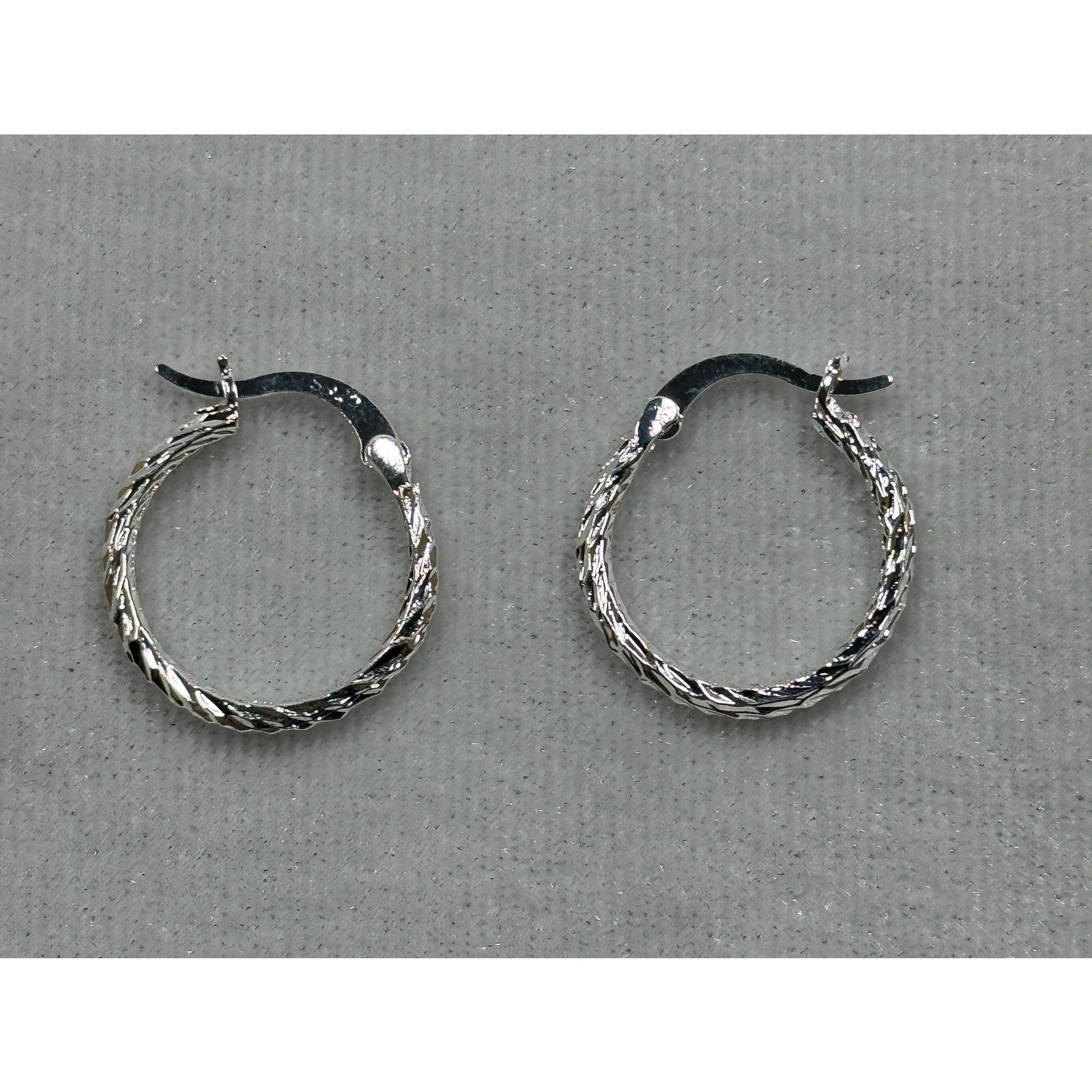 925 Sterling Silver Twisted Hoop Earrings 3/4 Inch Textured Hoops E270
