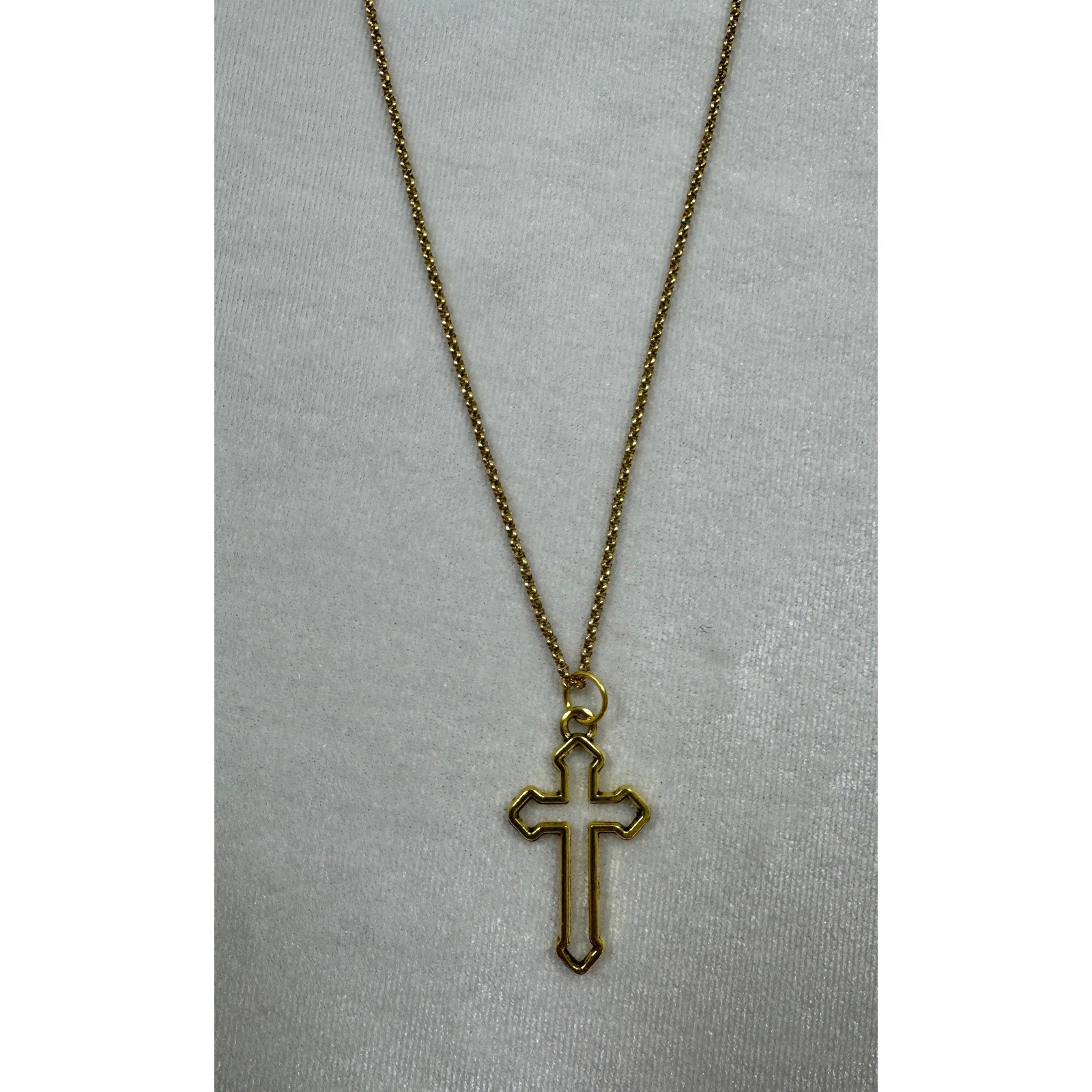 Gold Tone Cross Necklace Christian Faith Pendant 18-20 Inch Chain N284