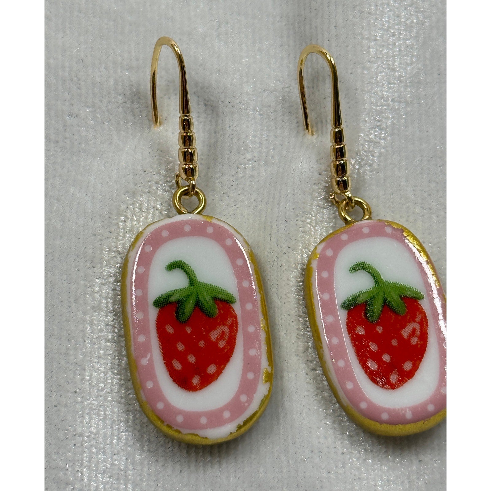 Strawberry Ceramic Dangle Earrings Gold Tone Fruit Earrings Cute Cottagecore E279