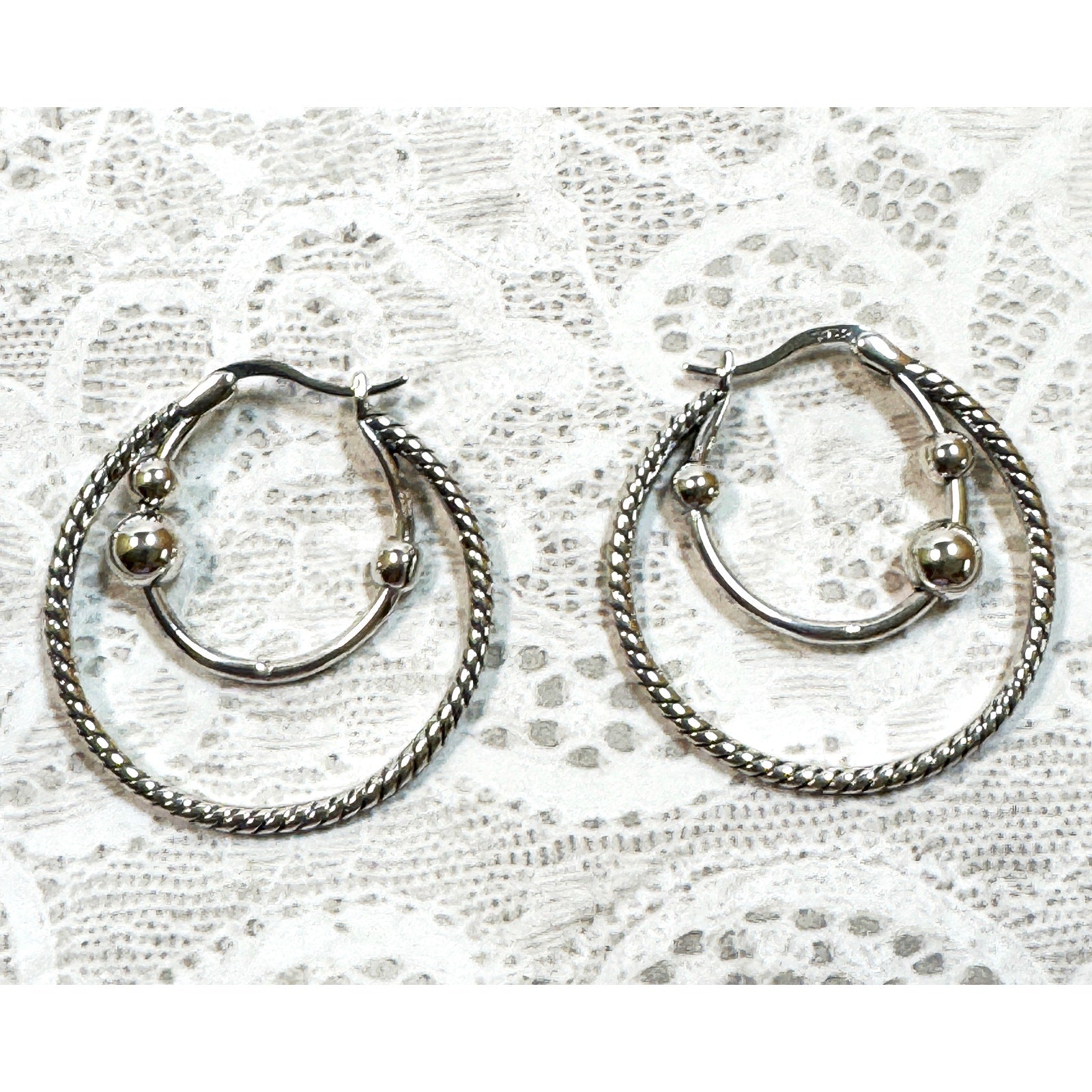 Silver Tone Double Hoop Earrings 1 Inch Twisted Textured Circle Hoops E298