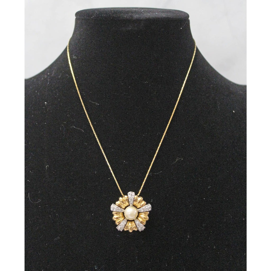 Beautiful Vintage Gold, Rhinestone, and Glass Pearl 16 Inch Necklace N60